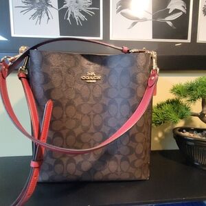 AUTHENTIC COACH SHOULDER/TOTE BAG